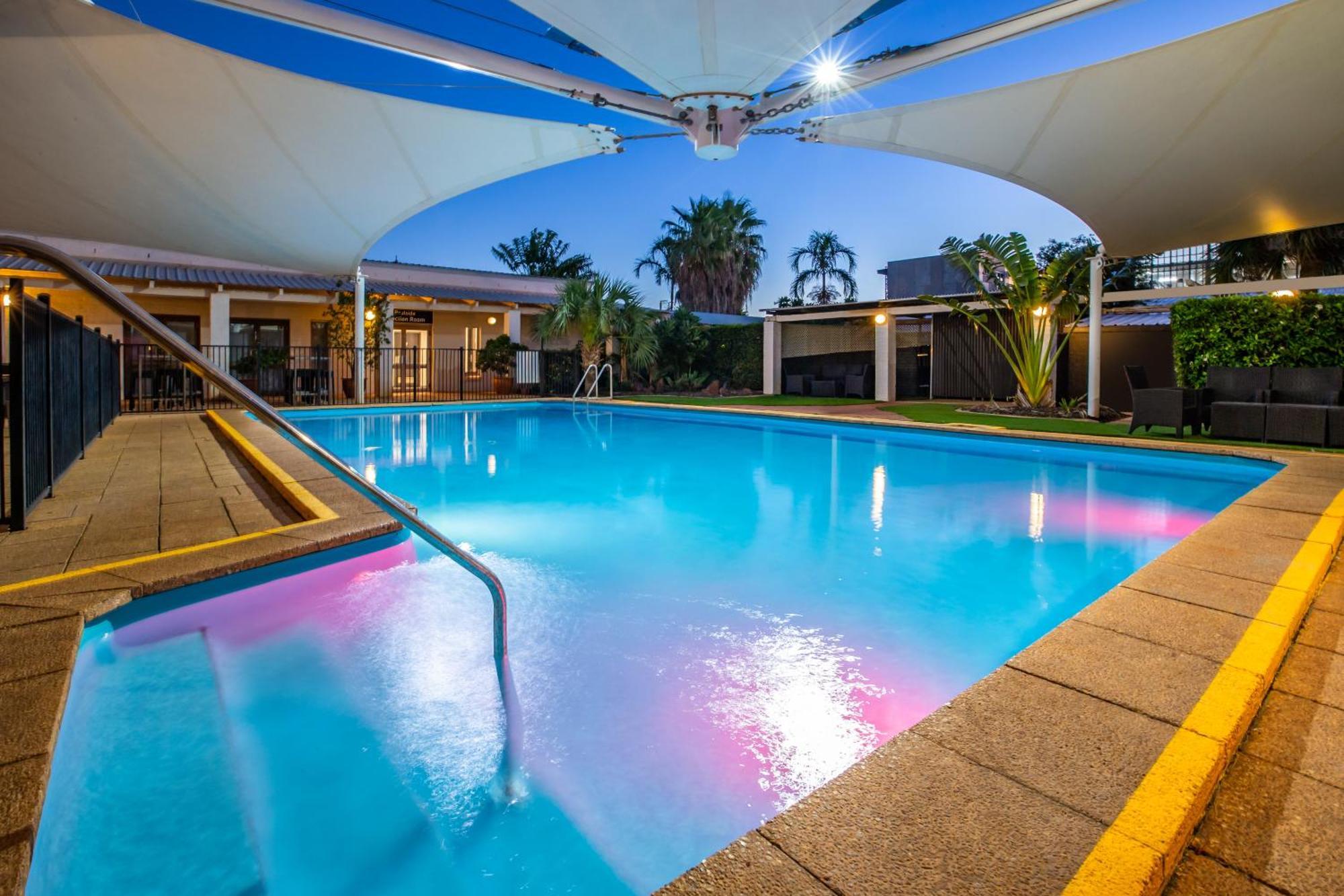 Ibis Styles Karratha Hotel Exterior foto