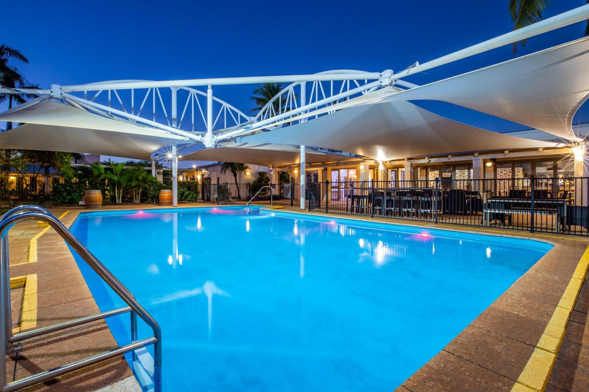 Ibis Styles Karratha Hotel Exterior foto