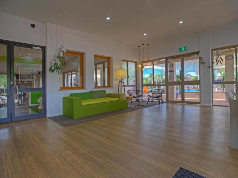 Ibis Styles Karratha Hotel Exterior foto